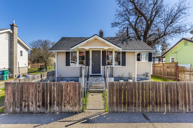 4718 N MAGNOLIA St, Spokane, WA 99207 property photo