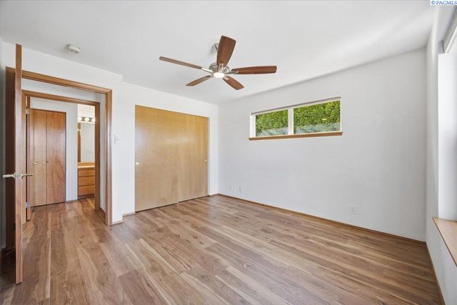 3527 S Huntington Lp., Kennewick, WA 99337