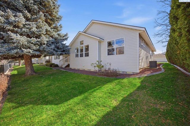 3527 S Huntington Lp., Kennewick, WA 99337