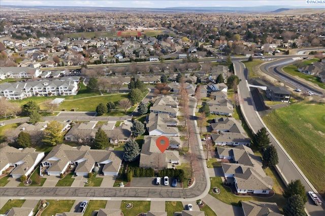 3527 S Huntington Lp., Kennewick, WA 99337