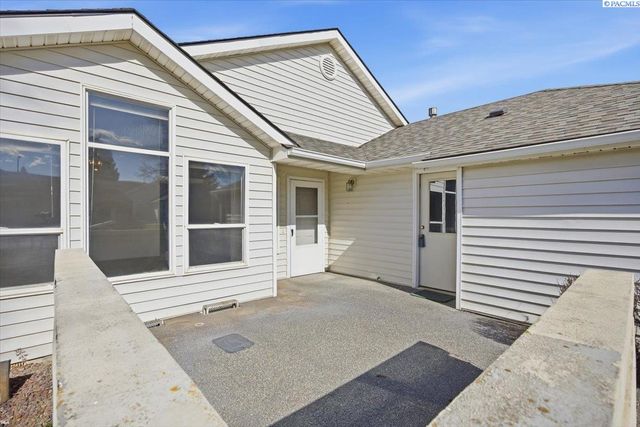 3527 S Huntington Lp., Kennewick, WA 99337