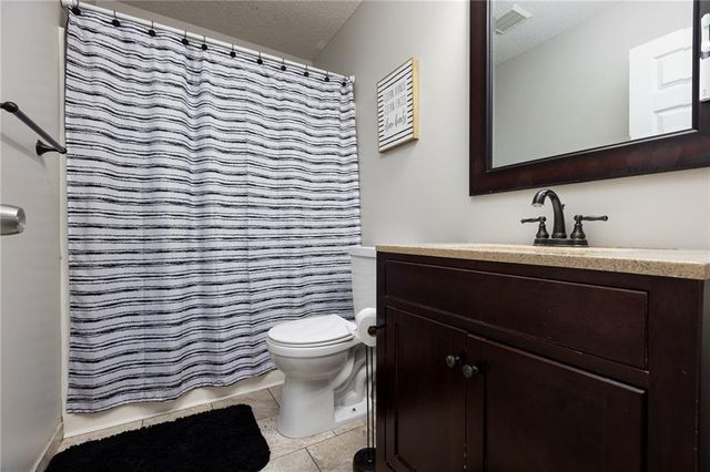 2118 Glenside Road, Kearney, MO 64060