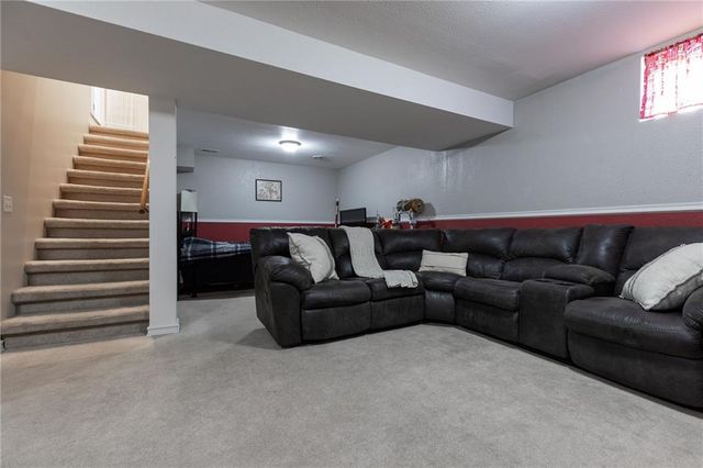 2118 Glenside Road, Kearney, MO 64060