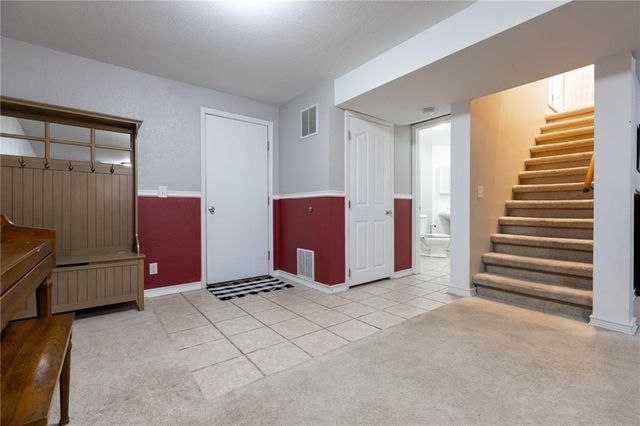 2118 Glenside Road, Kearney, MO 64060