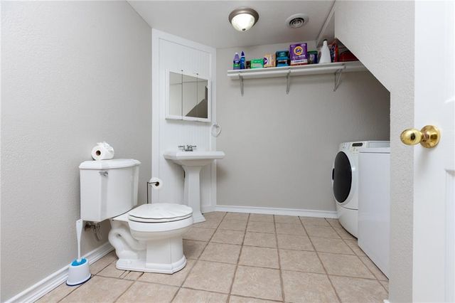 2118 Glenside Road, Kearney, MO 64060