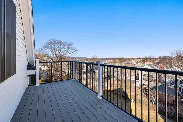 31B Ware Street 31B, Somerville, MA 02144