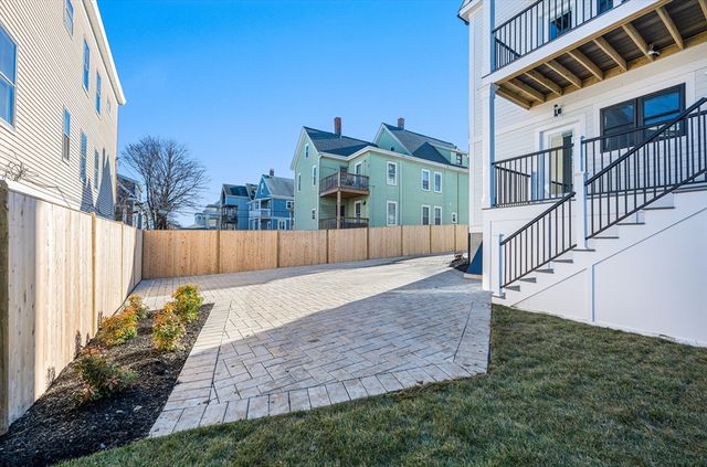 31B Ware Street 31B, Somerville, MA 02144