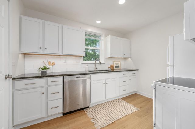 410 S Fern, Wichita, KS 67213