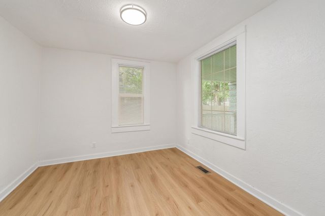 410 S Fern, Wichita, KS 67213