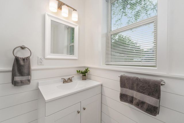 410 S Fern, Wichita, KS 67213