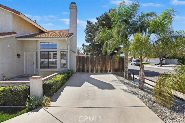 27025 Rock Bluff, Temecula, CA 92591