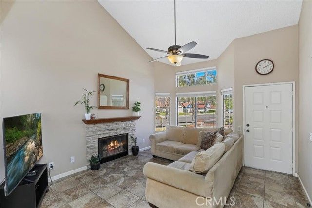 27025 Rock Bluff, Temecula, CA 92591