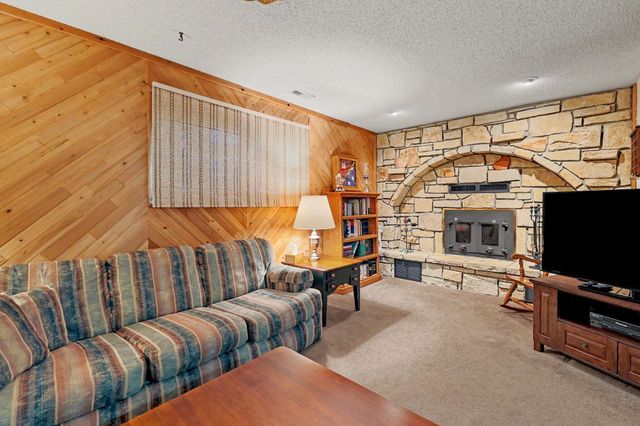 1819 W Leonard Ct, El Dorado, KS 67042