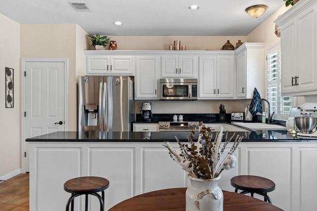 21007 Newhaven CV, Lago Vista, TX 78645