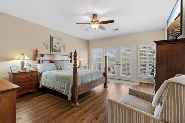 21007 Newhaven CV, Lago Vista, TX 78645