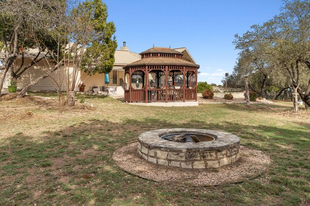 21007 Newhaven CV, Lago Vista, TX 78645