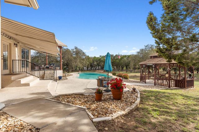 21007 Newhaven CV, Lago Vista, TX 78645