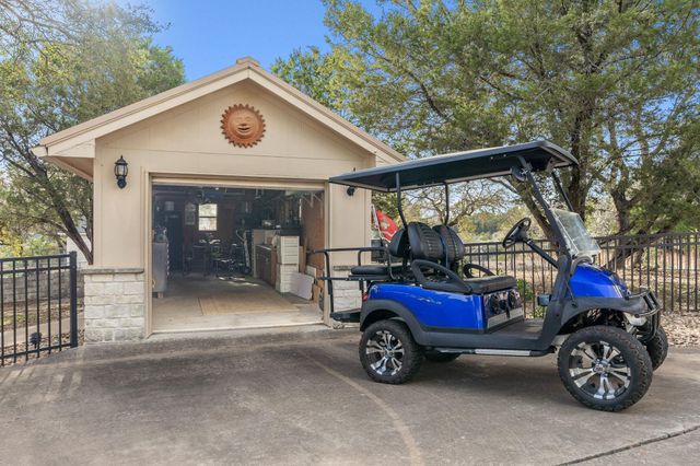 21007 Newhaven CV, Lago Vista, TX 78645