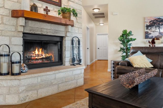 21007 Newhaven CV, Lago Vista, TX 78645