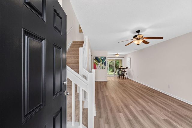 303 Tree Branch Circle, Summerville, SC 29483