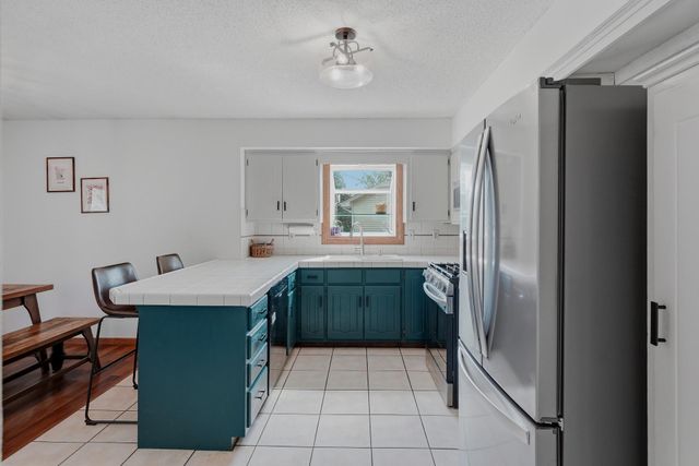 7327 74th Way N, Brooklyn Park, MN 55428