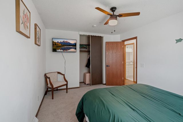 7327 74th Way N, Brooklyn Park, MN 55428