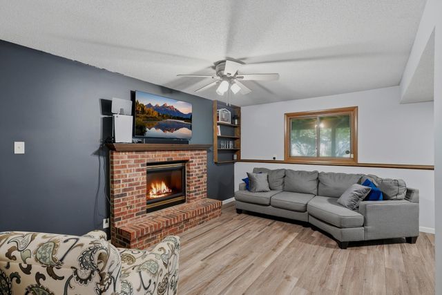 7327 74th Way N, Brooklyn Park, MN 55428