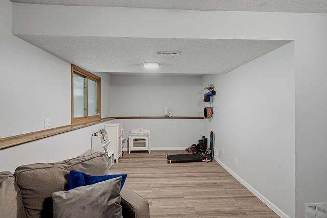 7327 74th Way N, Brooklyn Park, MN 55428