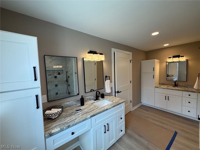 3940 Ellendale Road, Chagrin Falls, OH 44022