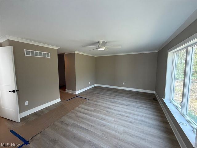 3940 Ellendale Road, Chagrin Falls, OH 44022