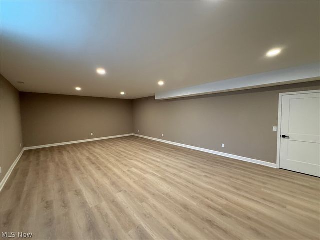 3940 Ellendale Road, Chagrin Falls, OH 44022