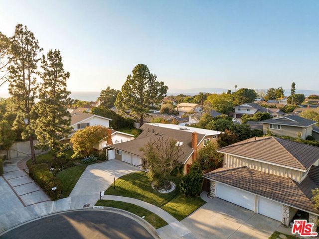 6125 Queenridge Drive, Rancho Palos Verdes, CA 90275
