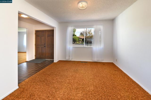 4130 Storey Ln, Concord, CA 94518