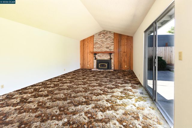 4130 Storey Ln, Concord, CA 94518