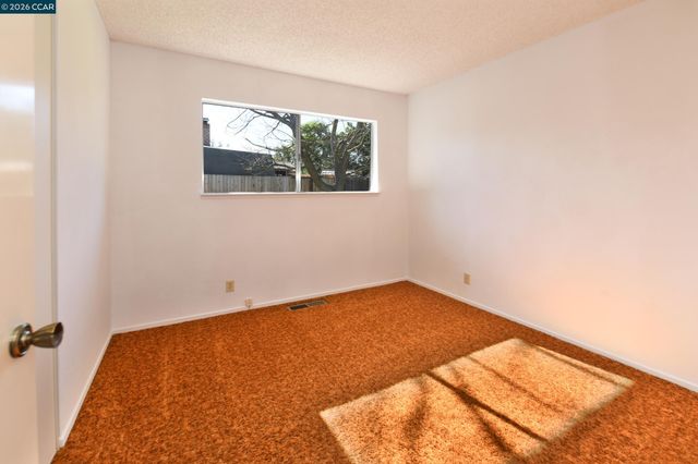 4130 Storey Ln, Concord, CA 94518