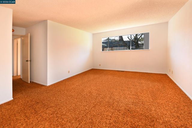 4130 Storey Ln, Concord, CA 94518