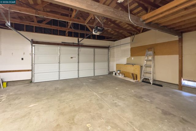 4130 Storey Ln, Concord, CA 94518