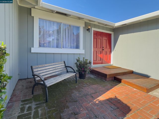 4130 Storey Ln, Concord, CA 94518