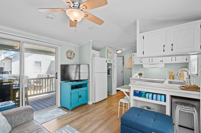 6001-N76 S Kings Highway, Myrtle Beach, SC 29575