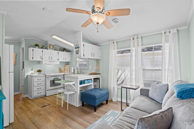 6001-N76 S Kings Highway, Myrtle Beach, SC 29575