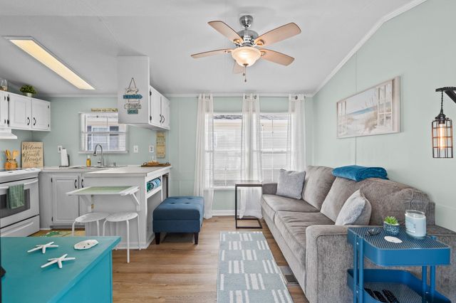 6001-N76 S Kings Highway, Myrtle Beach, SC 29575