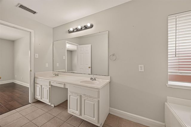 18203 Winding Timbers Lane, Humble, TX 77346