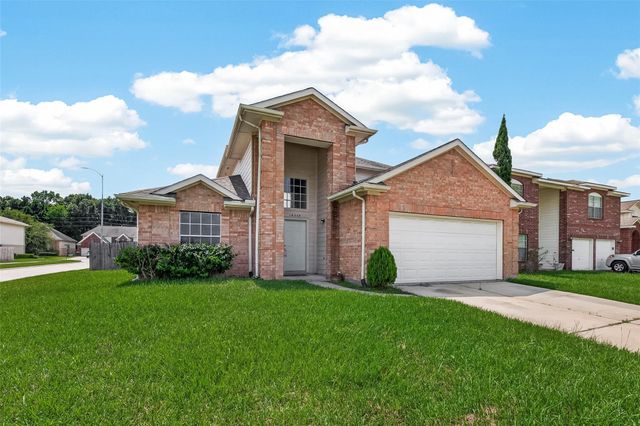 18203 Winding Timbers Lane, Humble, TX 77346