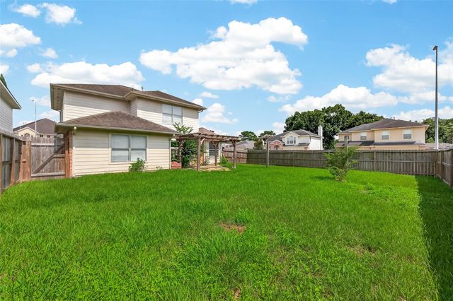 18203 Winding Timbers Lane, Humble, TX 77346