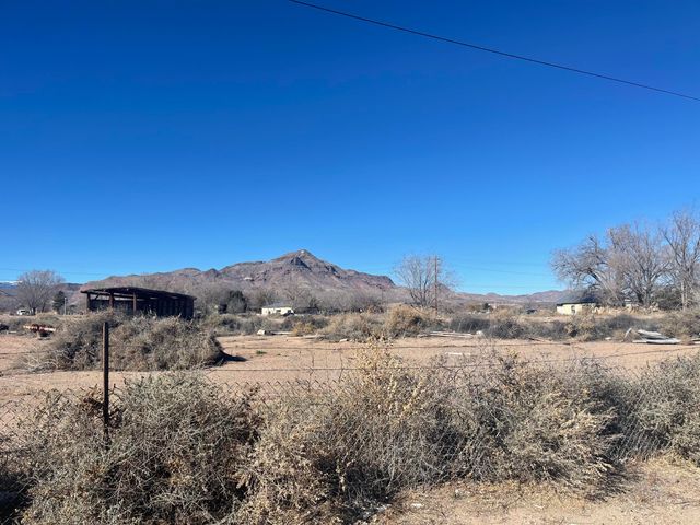 107 Neal Avenue NW, Socorro, NM 87801