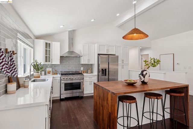 1813 Brentz Ln, San Pablo, CA 94806