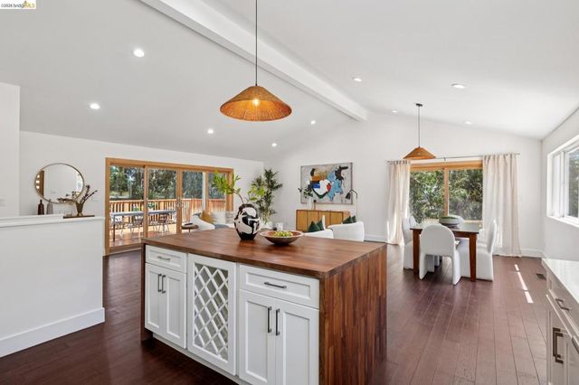 1813 Brentz Ln, San Pablo, CA 94806