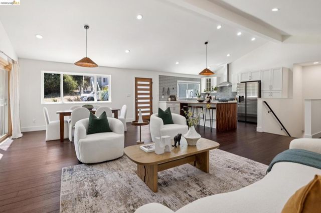 1813 Brentz Ln, San Pablo, CA 94806