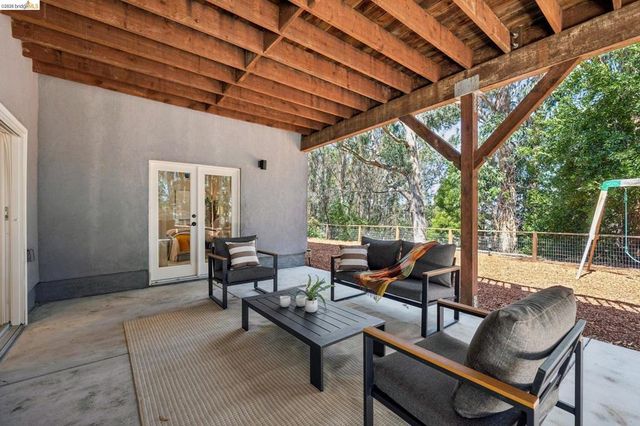 1813 Brentz Ln, San Pablo, CA 94806