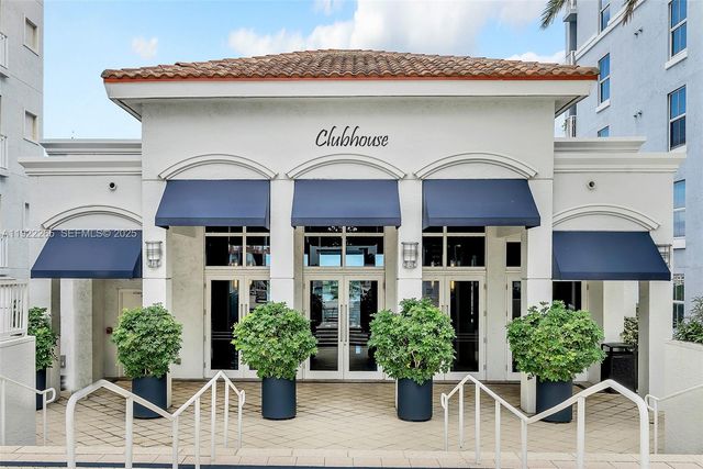 255 Evernia St 1421, West Palm Beach, FL 33401